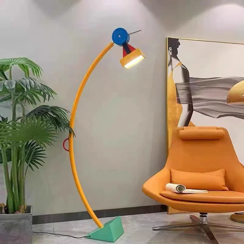 Современный креативный цветной – обзор и цена Floor Lamp Tripod