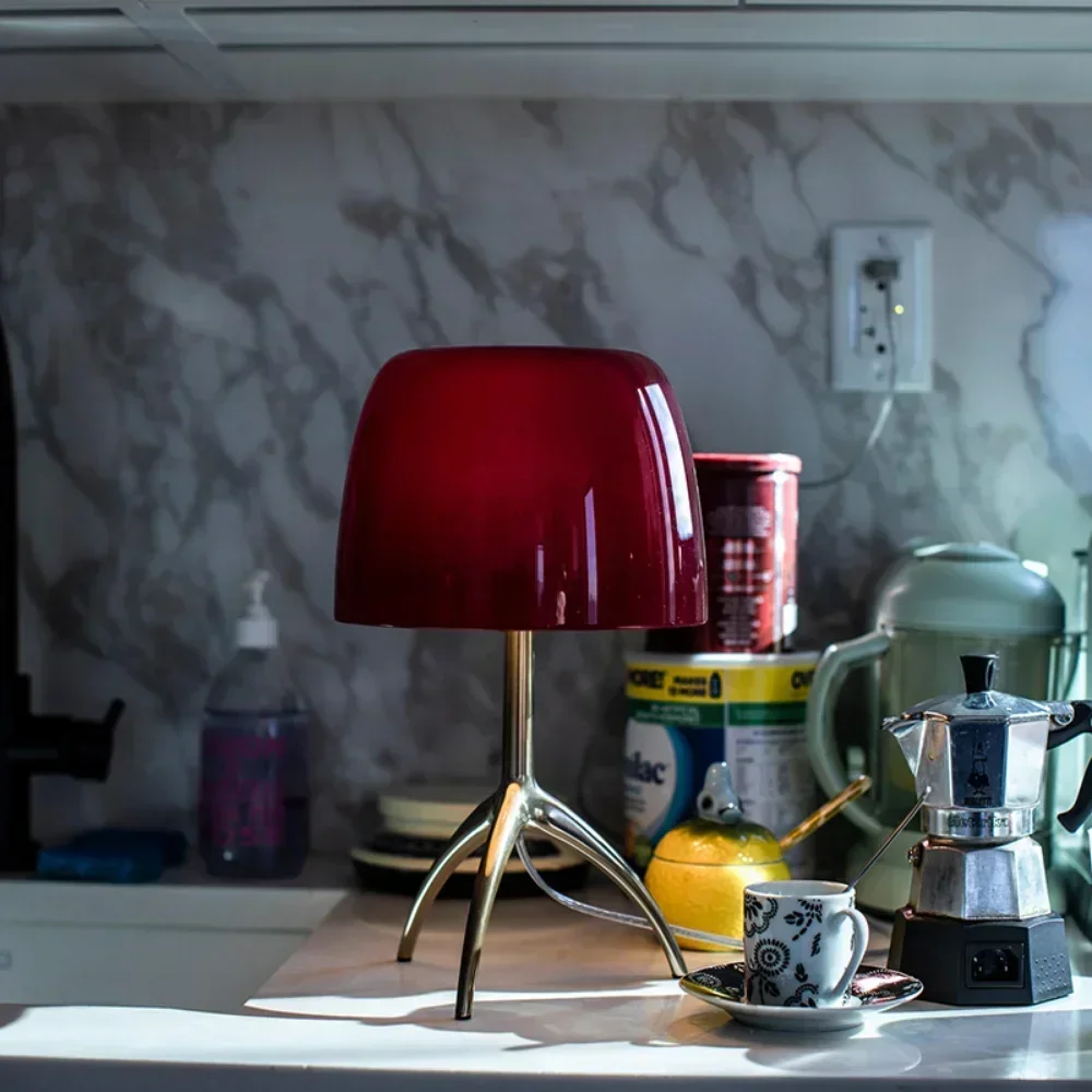 Итальянская винтажная настольн – обзор и цена Floor Lamp Tripod